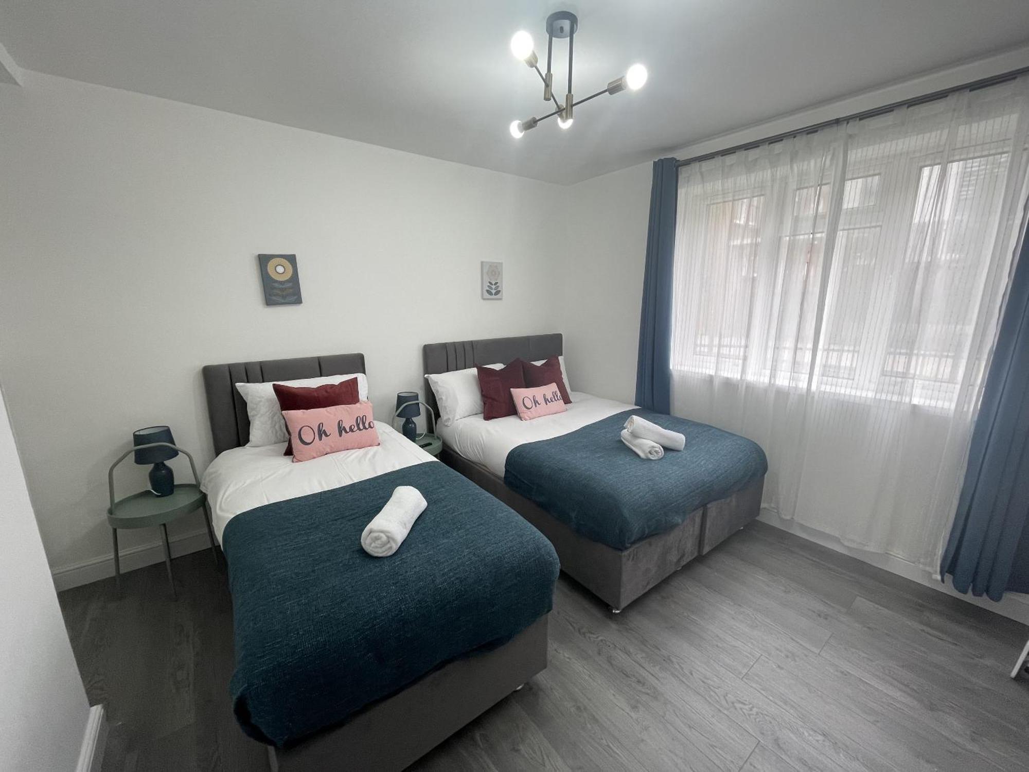 Deluxe Apartment - Next To Kings Cross - Eurostar & Euston Station London Ngoại thất bức ảnh