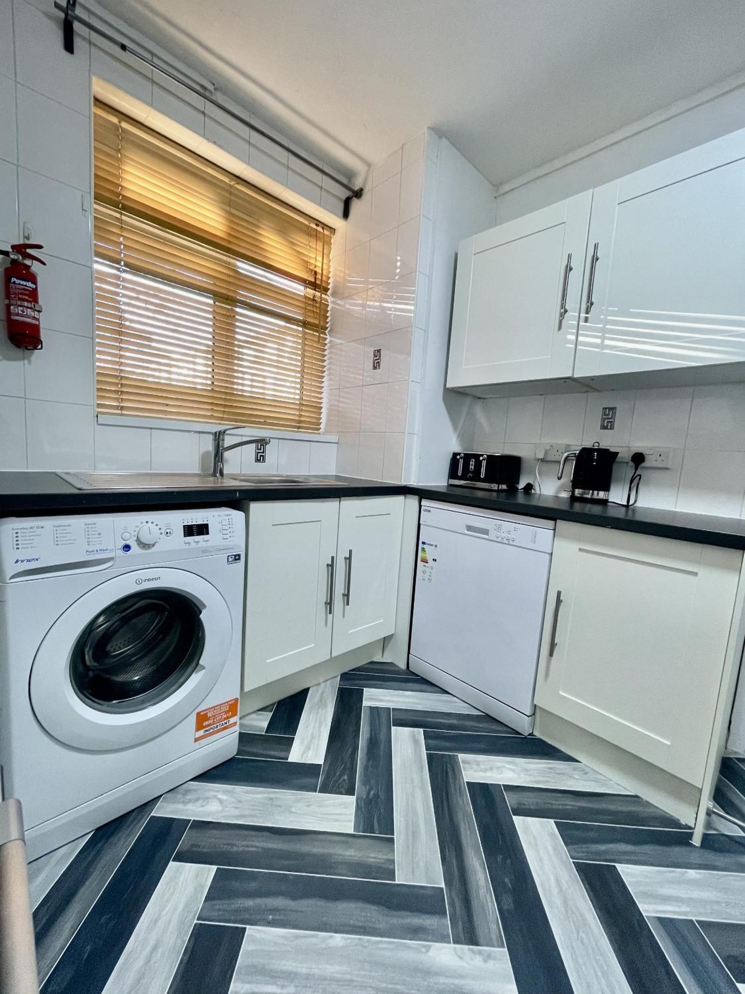 Deluxe Apartment - Next To Kings Cross - Eurostar & Euston Station London Ngoại thất bức ảnh